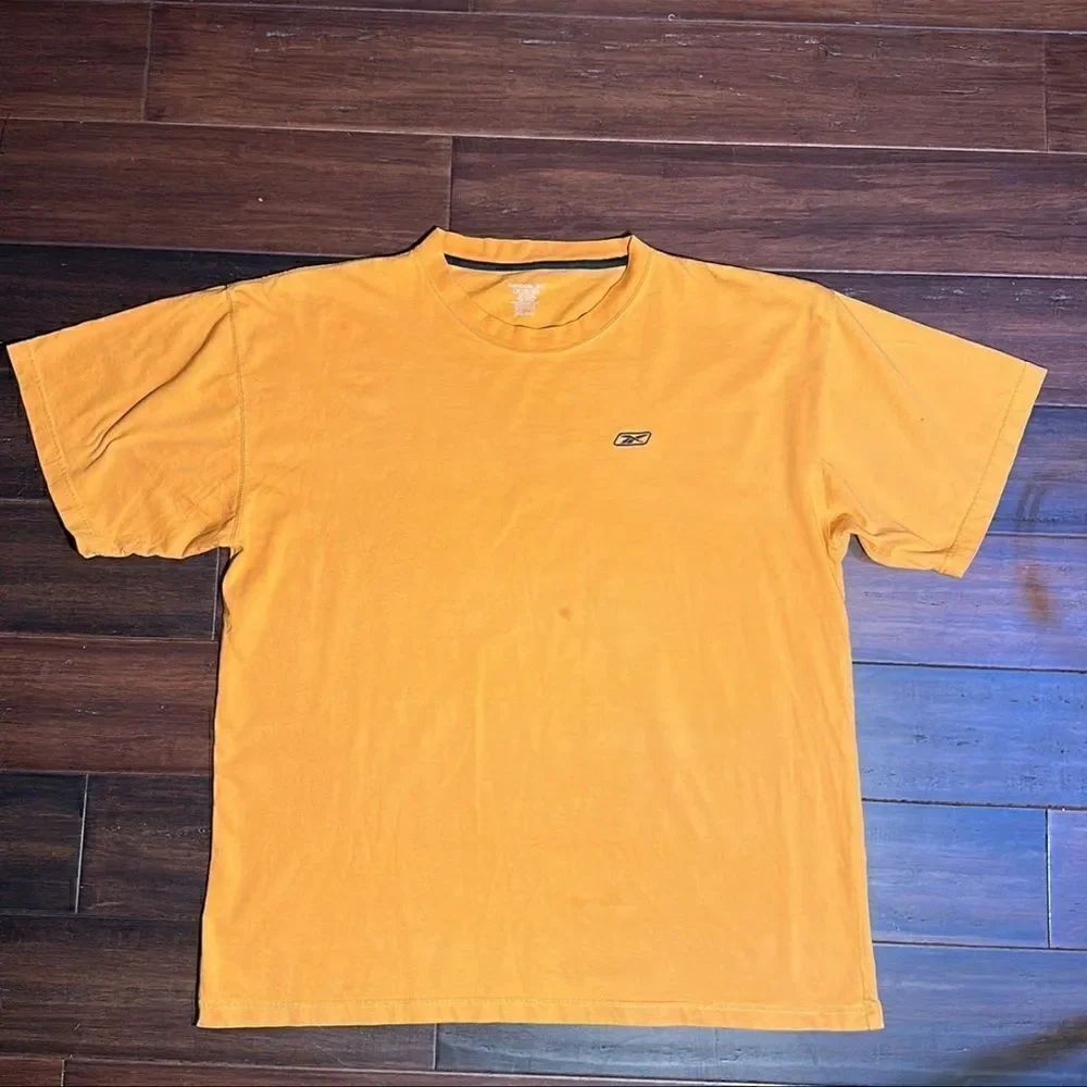 Vintage Reebok Mens Shirt